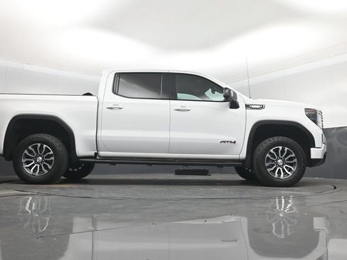 Used 2023 GMC Sierra 1500 AT4 w/ AT4 Preferred Package AWD/4WD image 16