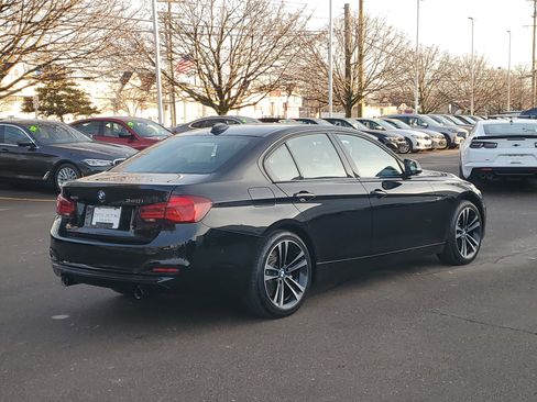 Used 2018 BMW 340i xDrive Sedan image 3