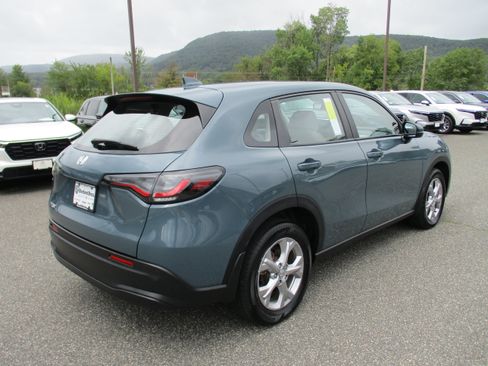 Certified 2024 Honda HR-V LX image 5