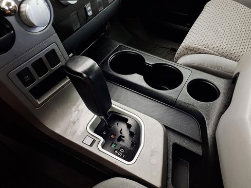 Used 2010 Toyota Tundra 2WD Double Cab image 7