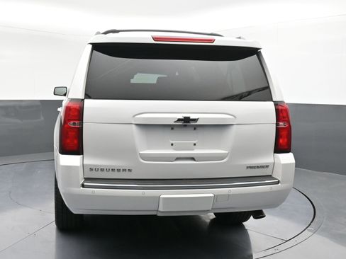 Used 2020 Chevrolet Suburban Premier w/ Premier Plus Edition image 7