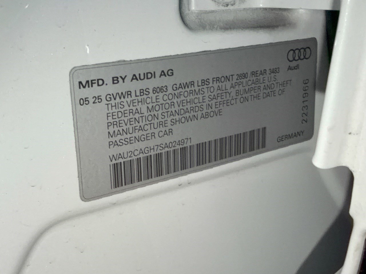 Used 2025 Audi A6 e-tron Premium Plus w/ Premium Plus RWD image 31
