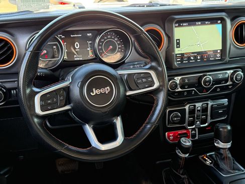 Used 2021 Jeep Gladiator Mojave AWD/4WD image 37
