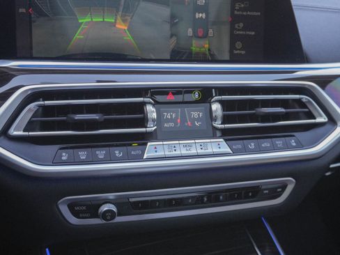 Used 2023 BMW X5 xDrive40i w/ Executive Package image 25