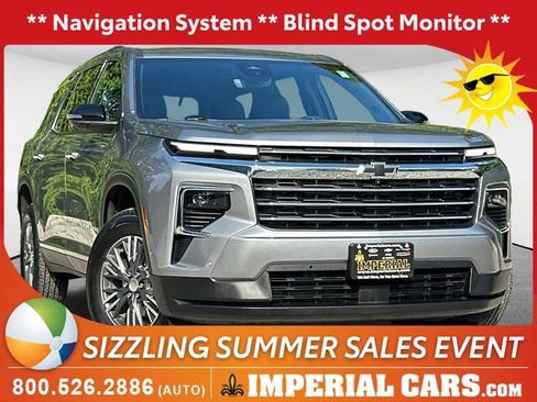 Used 2026 Chevrolet Traverse LT w/ Enhanced Driving Package AWD/4WD image 1