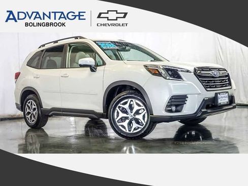 Used 2024 Subaru Forester Premium AWD/4WD image 1