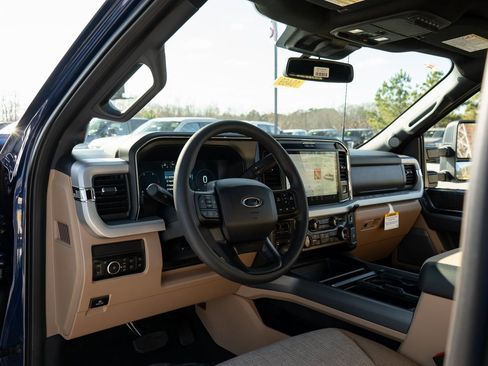 New 2026 Ford F250 XLT w/ XLT Premium Package image 13