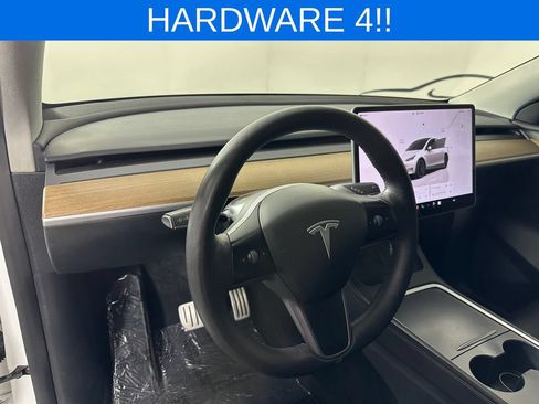 Used 2023 Tesla Model Y Long Range AWD/4WD image 19