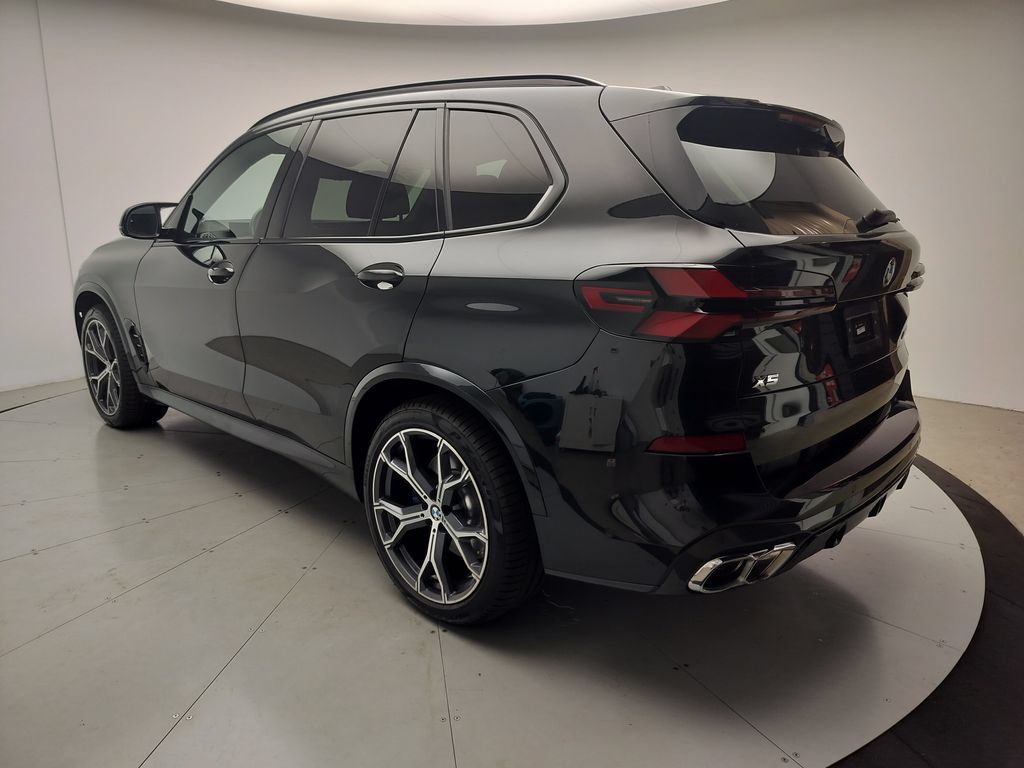 Certified 2026 BMW X5 M60i AWD/4WD image 4