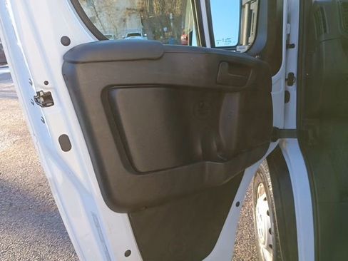 Used 2023 RAM ProMaster 2500 image 19