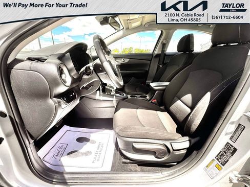 Used 2021 Kia Forte LXS FWD image 9