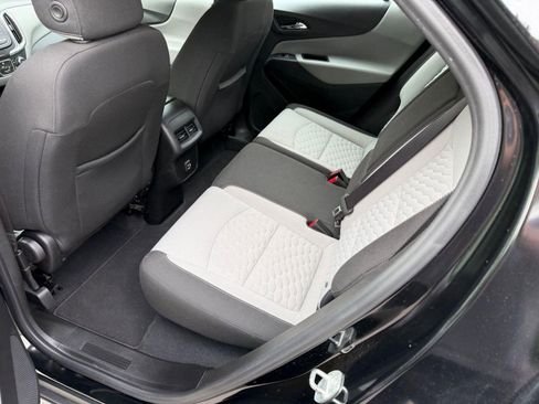 Used 2020 Chevrolet Equinox LS FWD image 14