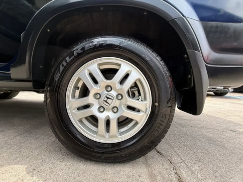 Used 2004 Honda CR-V EX image 24