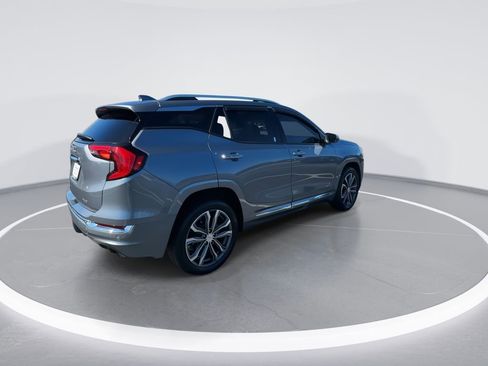 Used 2020 GMC Terrain Denali w/ Denali Premium Package image 8