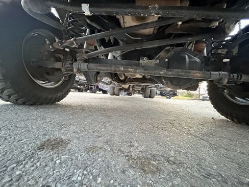 Used 2019 Ford F350 XL w/ Power Equipment Group image 27