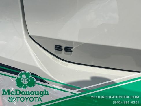 Used 2025 Volkswagen Tiguan SE R-Line AWD/4WD image 28