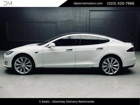 Used 2012 Tesla Model S Performance RWD image 4