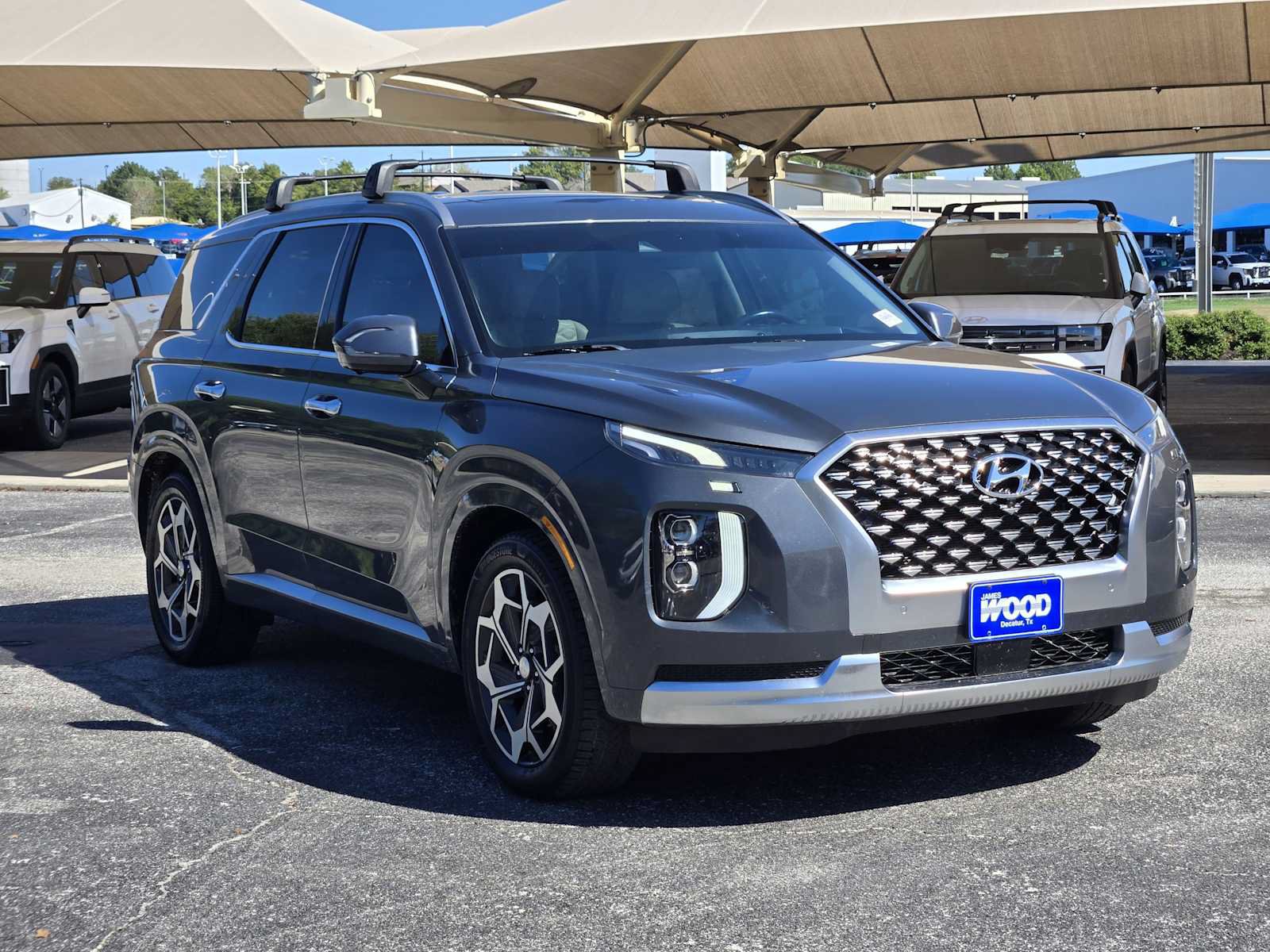 Used 2021 Hyundai Palisade Calligraphy FWD image 2