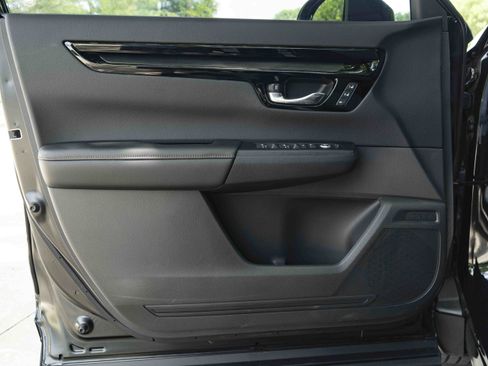 Used 2026 Honda CR-V Sport Touring image 37