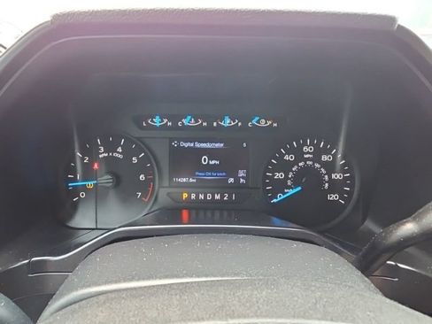Used 2015 Ford F150 XL w/ Equipment Group 101A Mid AWD/4WD image 12