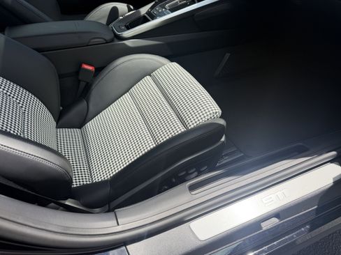 Certified 2024 Porsche 911 Turbo S AWD/4WD image 19