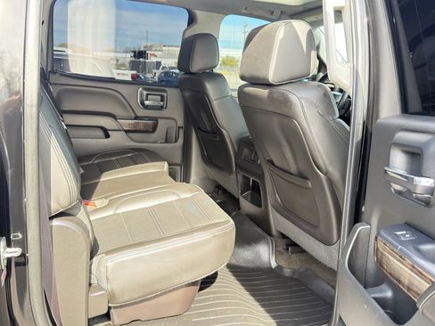 Used 2015 GMC Sierra 3500 Denali w/ Duramax Plus Package image 17