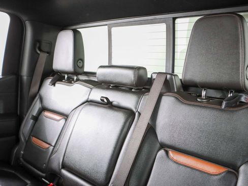 Used 2020 GMC Sierra 1500 AT4 w/ AT4 Premium Package image 28