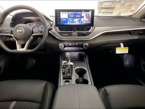 New 2026 Nissan Altima 2.5 SR AWD/4WD image 2