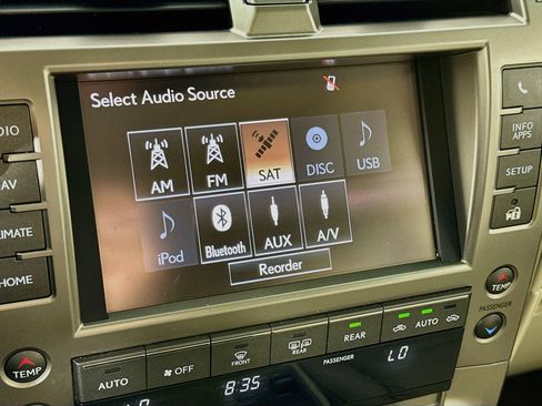 Used 2017 Lexus GX 460 Premium w/ Premium Package AWD/4WD image 16