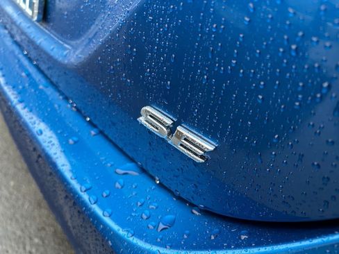 Used 2019 Toyota Camry SE image 32