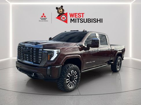 Used 2024 GMC Sierra 2500 Denali Ultimate image 1