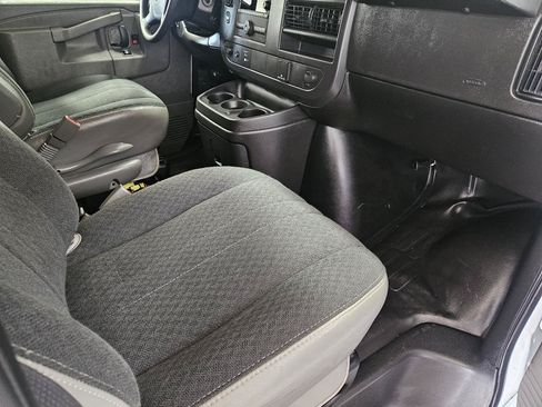 Used 2025 Chevrolet Express 2500 w/ Driver Convenience Package RWD image 21