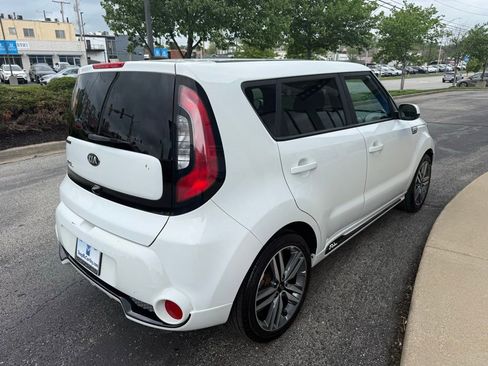 Used 2016 Kia Soul + w/ Soulful Package FWD image 11