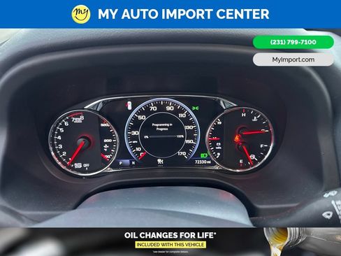 Used 2021 GMC Acadia Denali w/ Denali Ultimate Package AWD/4WD image 18