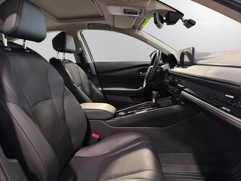 Used 2024 Honda Accord Touring image 13