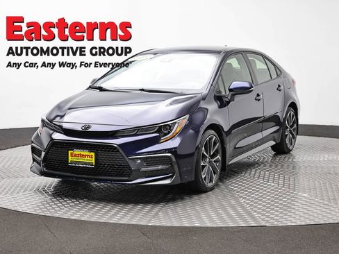 Used 2021 Toyota Corolla SE FWD image 1