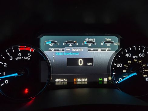 Used 2022 Ford F250 Lariat w/ Black Appearance Package image 7