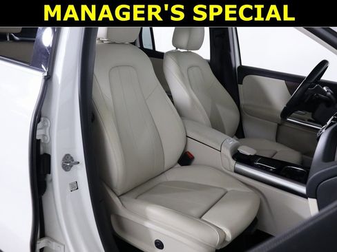 Certified 2023 Mercedes-Benz GLA 250 4MATIC w/ Premium Package image 51