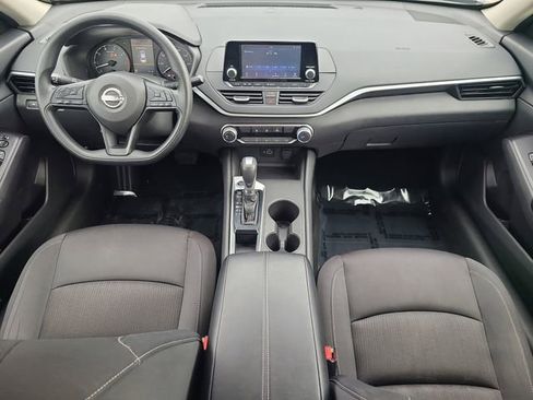 Used 2024 Nissan Altima 2.5 S FWD image 15