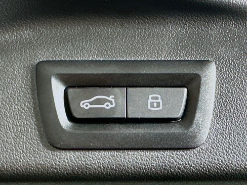 Used 2024 BMW X5 sDrive40i image 32