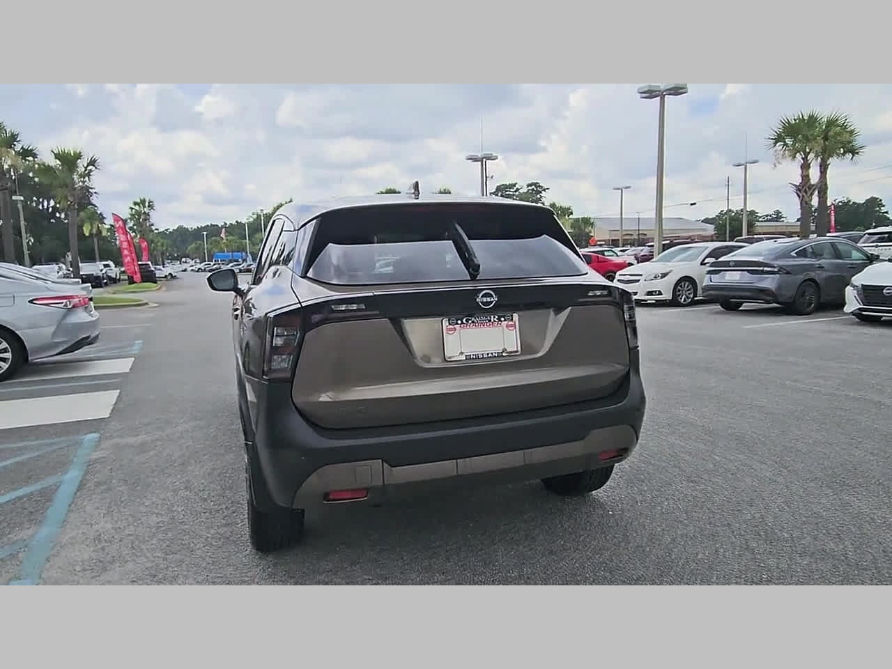 Used 2025 Nissan Kicks SV FWD image 33