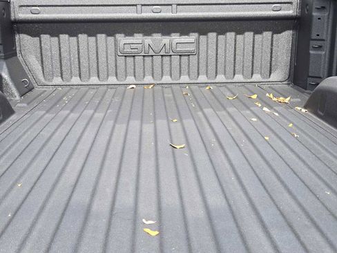 Certified 2026 GMC Sierra 2500 AT4 w/ AT4 Premium Plus Package AWD/4WD image 32