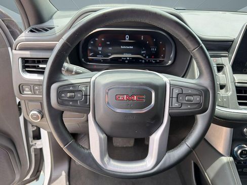 Certified 2024 GMC Yukon SLT RWD image 16