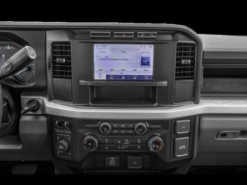 New 2026 Ford F350 XLT w/ XLT Premium Package AWD/4WD image 7