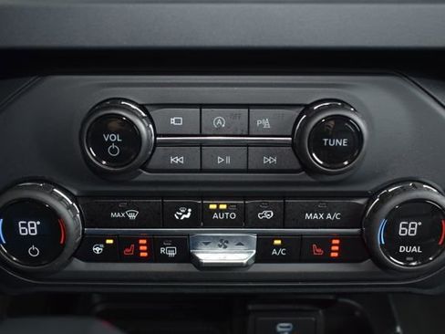 Used 2025 Ford Bronco Outer Banks AWD/4WD image 29