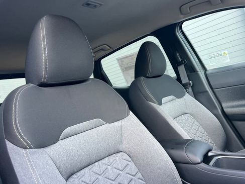 New 2026 Nissan Kicks SV image 19
