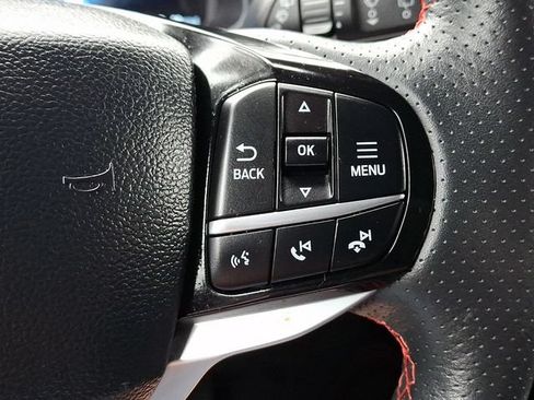 Certified 2025 Ford Explorer ST-Line AWD/4WD image 24