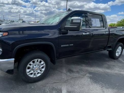 Used 2024 Chevrolet Silverado 2500 LTZ AWD/4WD image 6