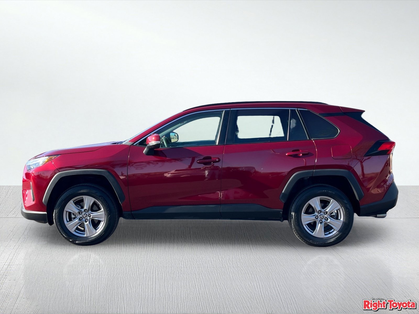 Certified 2025 Toyota RAV4 XLE AWD/4WD image 4