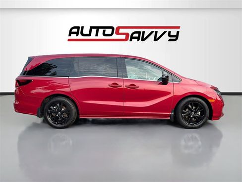 Used 2023 Honda Odyssey Sport image 8